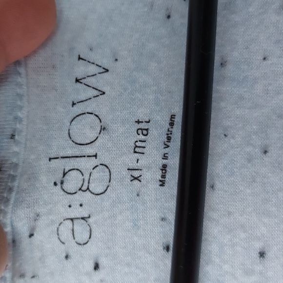 A:Glow xl maternishort sleeve top blue with black dots throughout - Picture 4 of 8